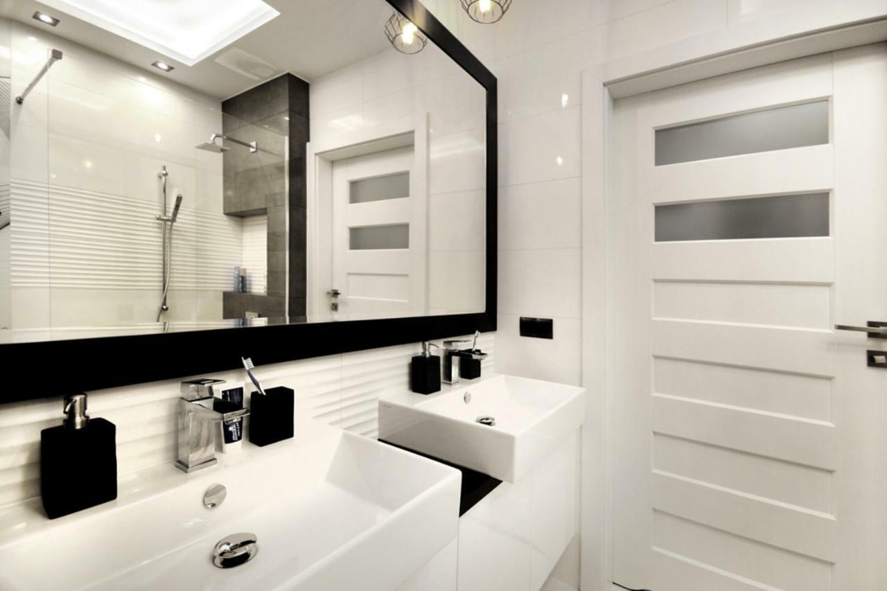 Bulwary Wislane P&O Serviced Apartments With Ac Warszawa Exteriör bild