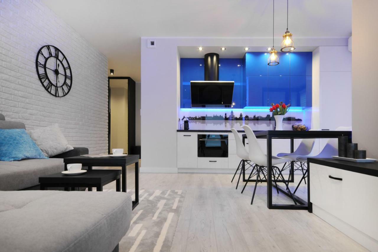 Bulwary Wislane P&O Serviced Apartments With Ac Warszawa Exteriör bild