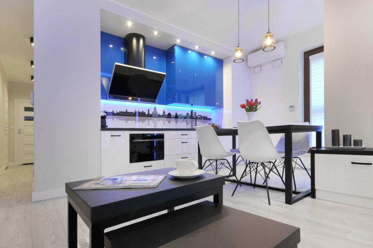 Bulwary Wislane P&O Serviced Apartments With Ac Warszawa Exteriör bild
